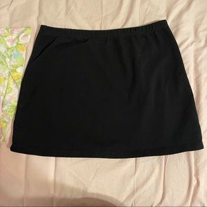BRANDY MELVILLE PHOEBE SKIRT